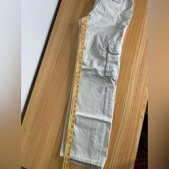 Old Navy Maternity Khakis - Picture 9 of 9